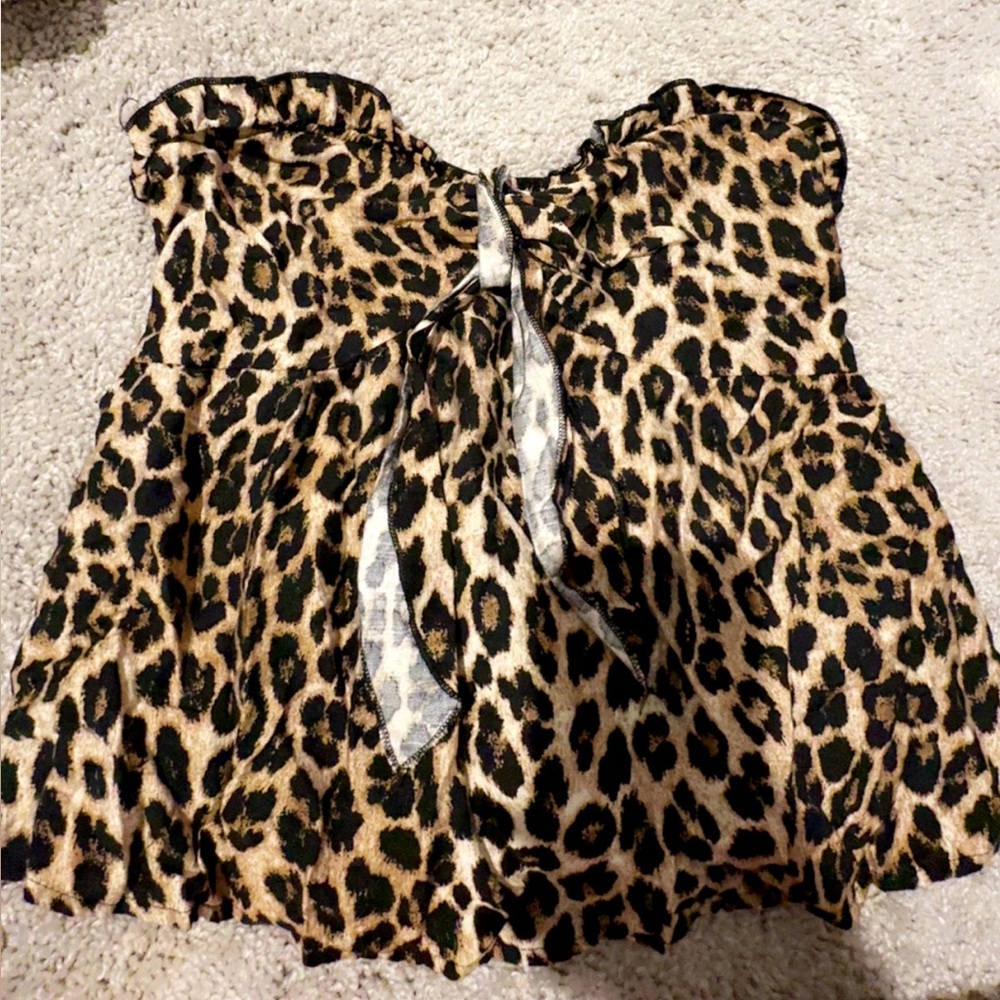 Leopard Print Sleeveless Top
